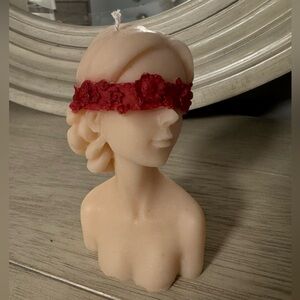 Elegant Cream and Red Decorative Candle